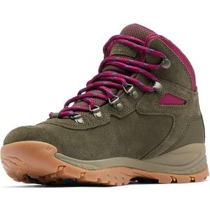 Columbia Women's Newton Ridge Plus Waterproof Amped Hiking Boot